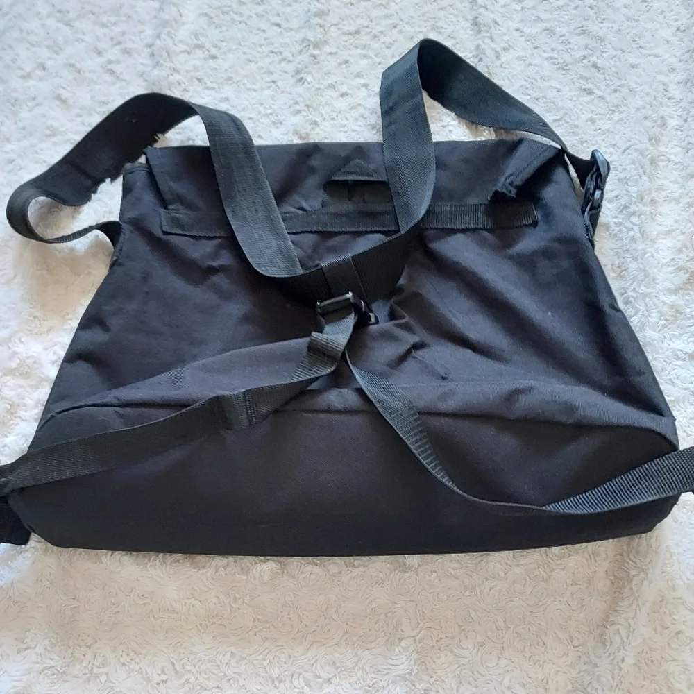 California Pak black Messenger Computer bag backpack Academia Office School